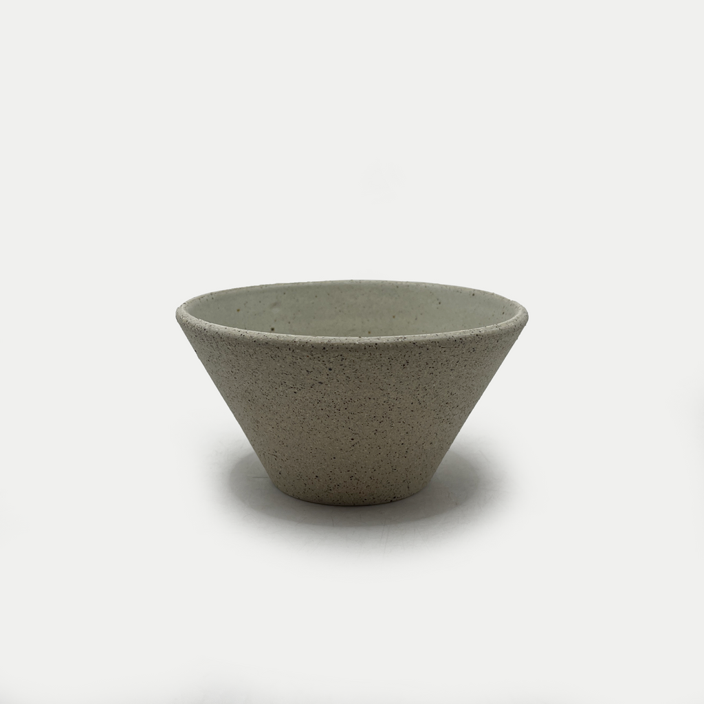 Conic fruit bowl chamotte